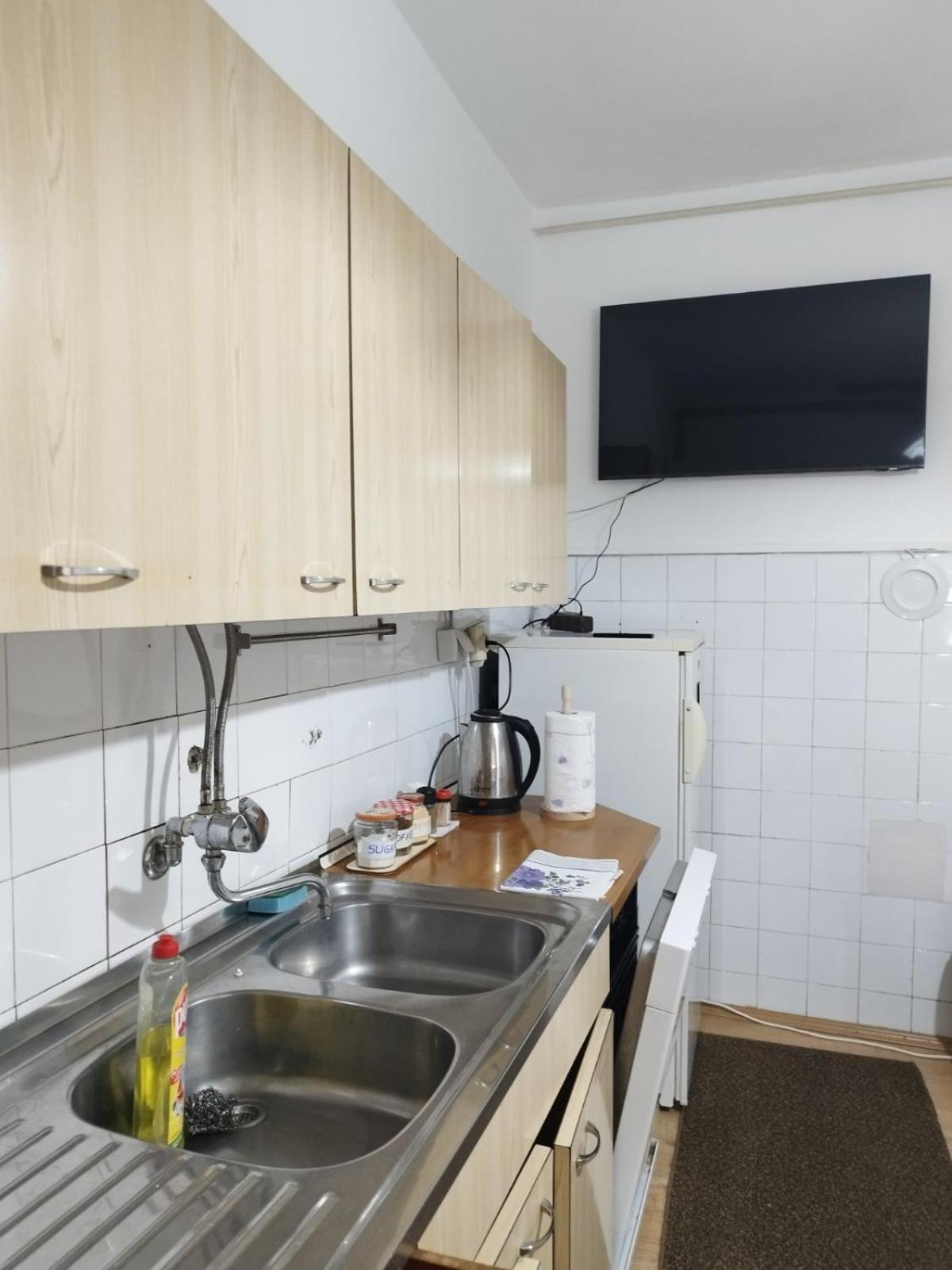 Tin Apartment