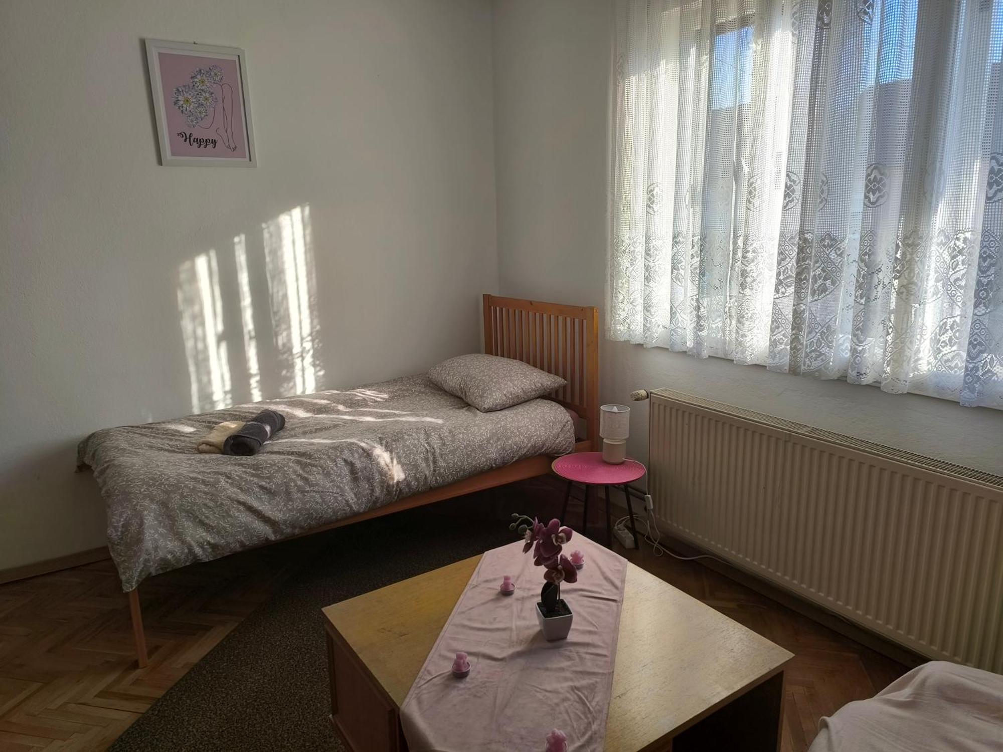 Tin * Slavonski Brod